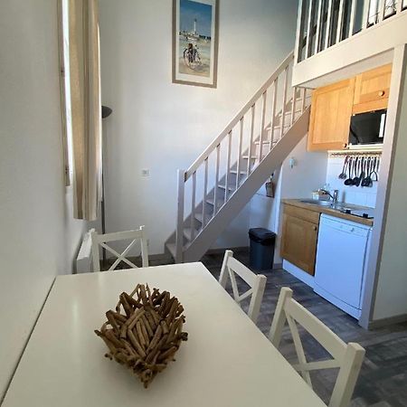 Les Remparts Apartment Saint-Martin-de-Re Exterior photo