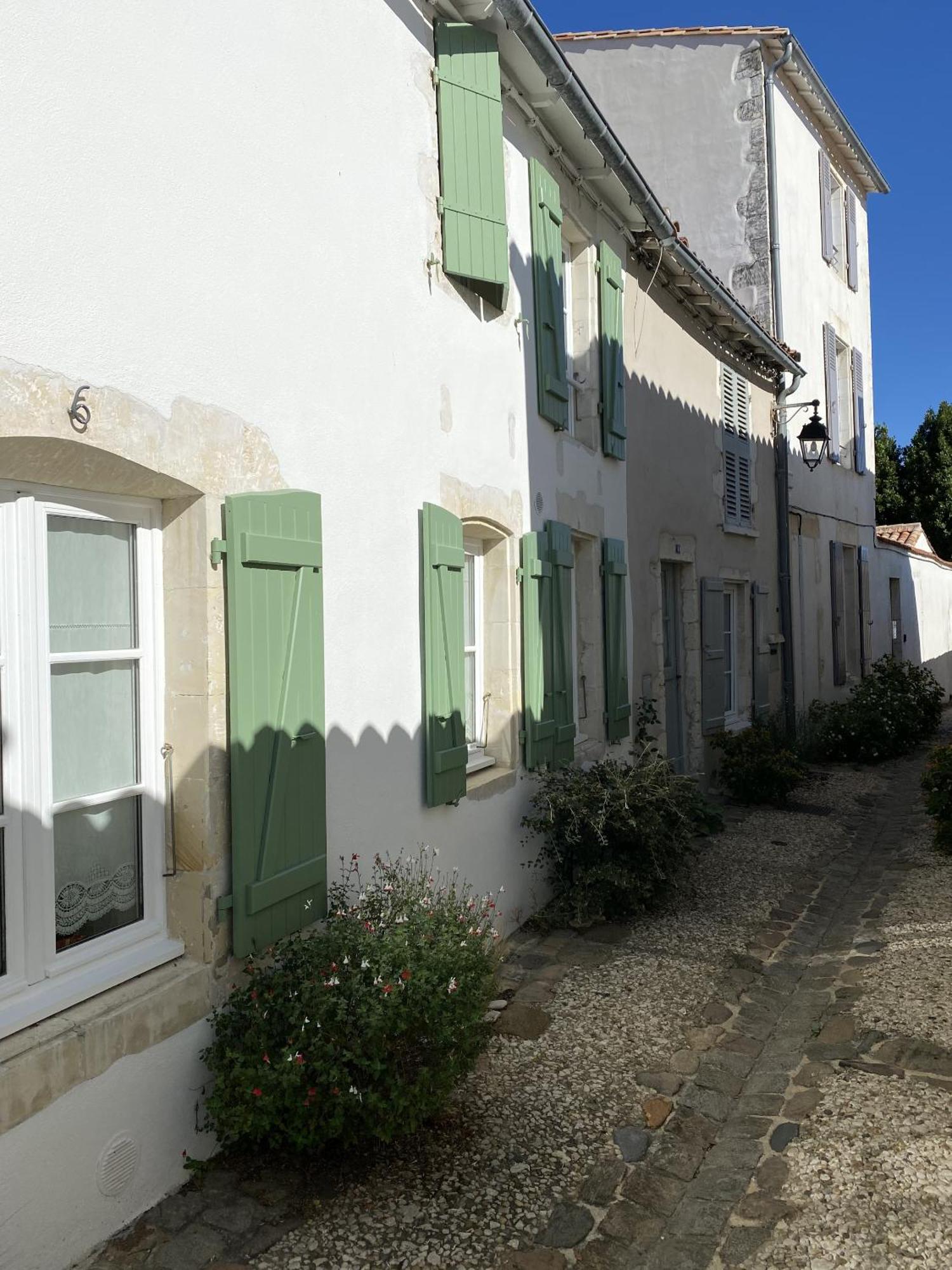 Les Remparts Apartment Saint-Martin-de-Re Exterior photo